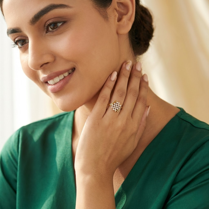 Stylish Diamond Cluster Open-Arm Ring